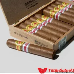 Diplomáticos El Diputado Ex. Belux